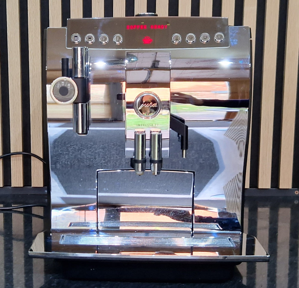 Pre-owned Jura Impressa Z7 Chrome Jura Specialists – Caffé-Select