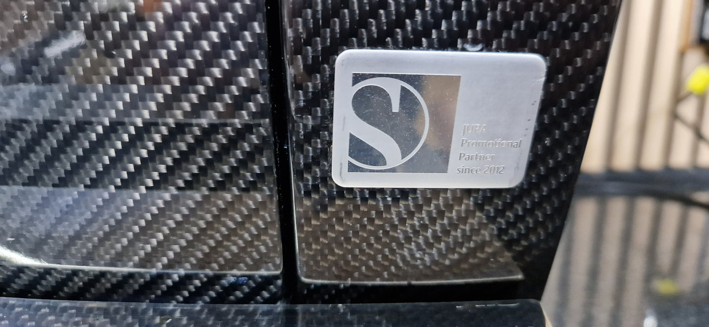 
                  
                    Pre-owned Jura Impressa XJ9 Carbon
                  
                