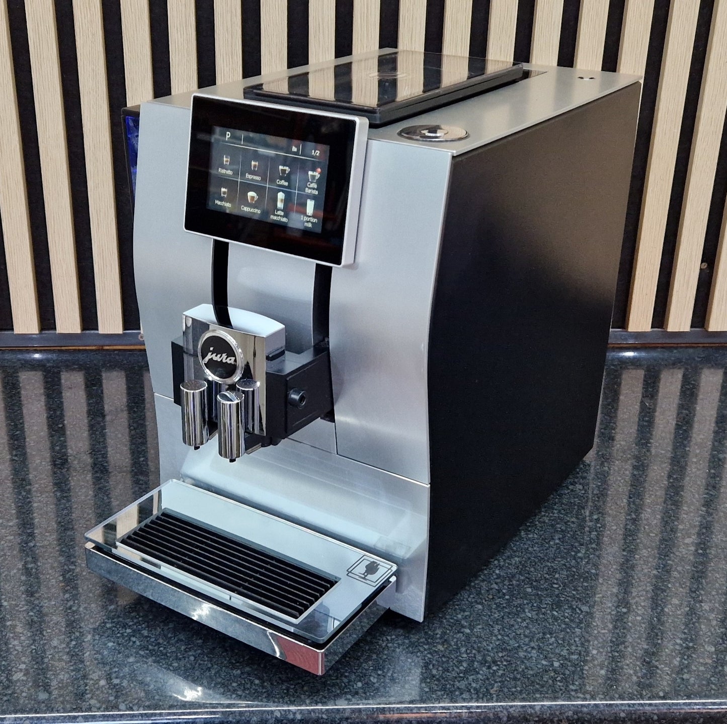 Pre-owned Jura Z8 Aluminium - Caffé-Select