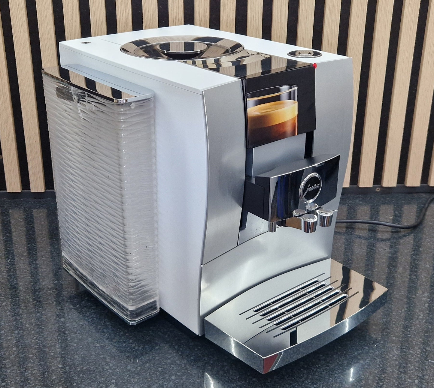 Refurbished Jura Z10 Aluminium White 15360