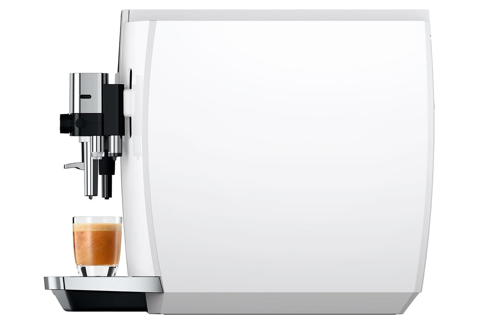 
                  
                    Jura E8 White Generation 4
                  
                