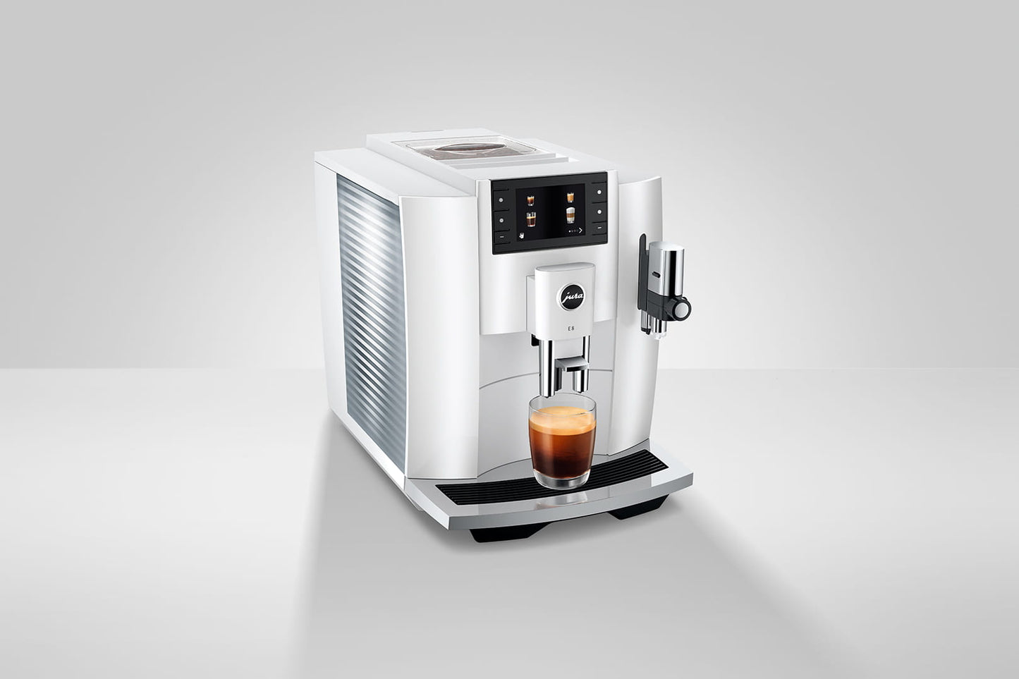 
                  
                    Jura E8 White Generation 4
                  
                