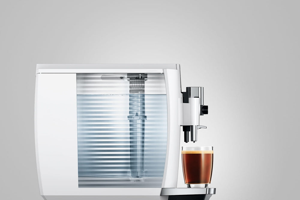 
                  
                    Jura E8 White Generation 4
                  
                