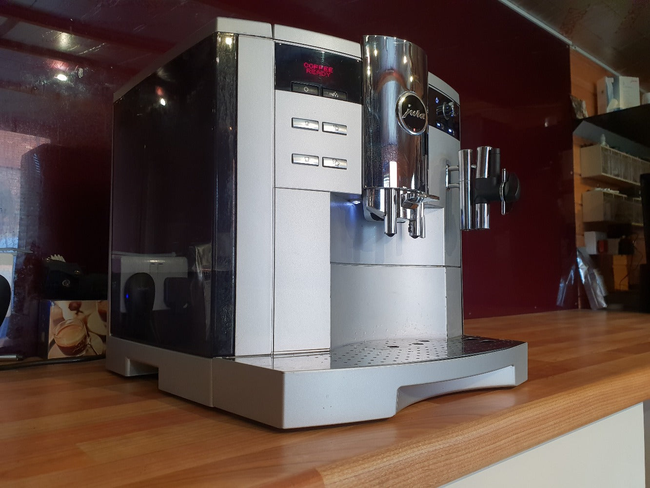 
                  
                    Jura S9 One Touch Preloved
                  
                