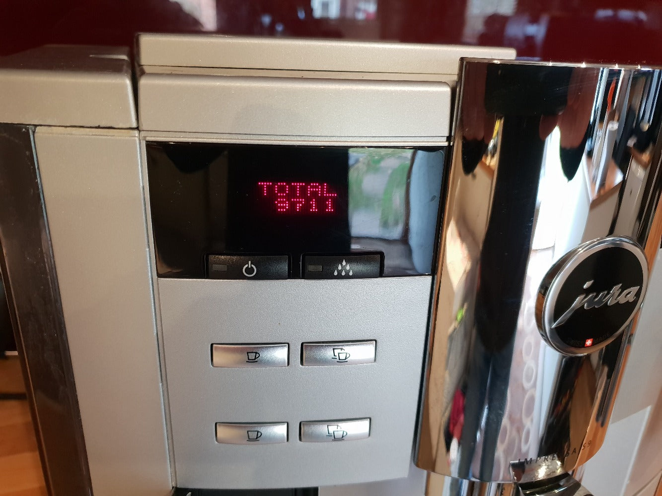 
                  
                    Jura S9 One Touch Preloved
                  
                