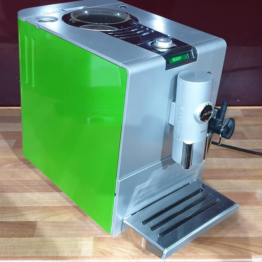 
                  
                    Pre-owned Jura ENA 5 Green
                  
                