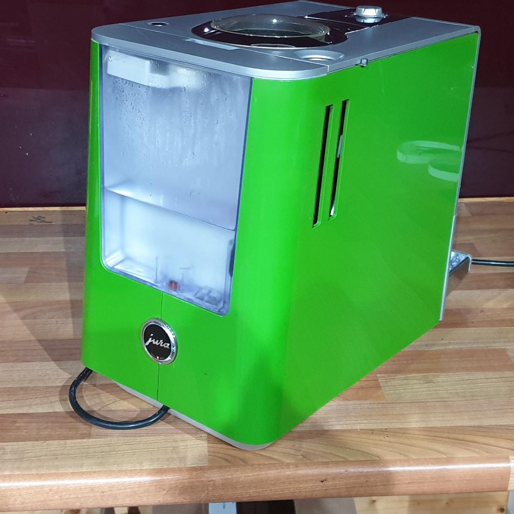 
                  
                    Pre-owned Jura ENA 5 Green
                  
                