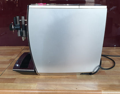 Jura Impressa J9 chrome