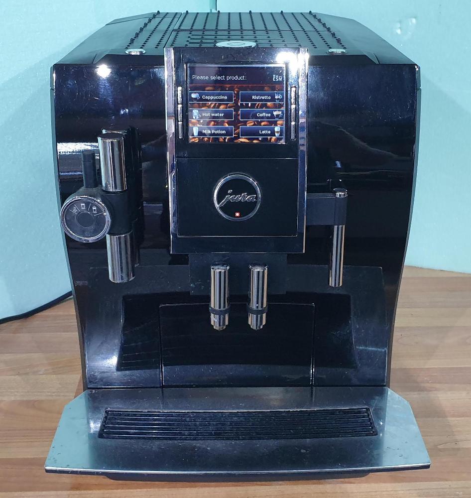 Pre-owned Jura Impressa Z9 TFT – Caffé-Select - Main Image